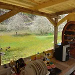 Immaculate 2-bed Near Krka Waterfalls Rupe