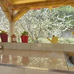 Prázdninový dům Immaculate 2-bed Near Krka Waterfalls